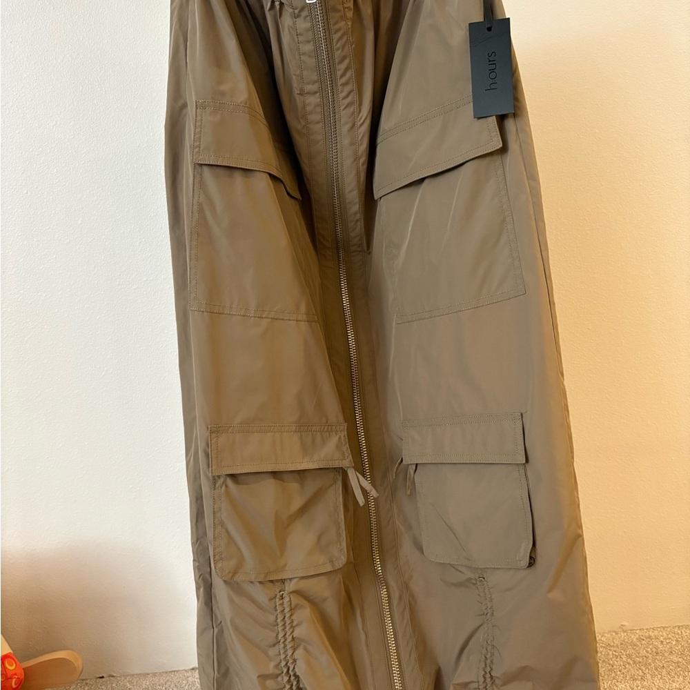 H:ours Khaki Long Coat with Pockets